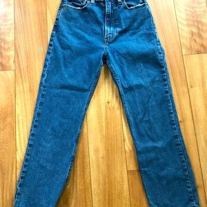 Abercrombie & Fitch Mom Jeans